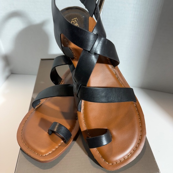 Franco Sarto Ina Toe-Loop Sandal - Picture 4 of 6